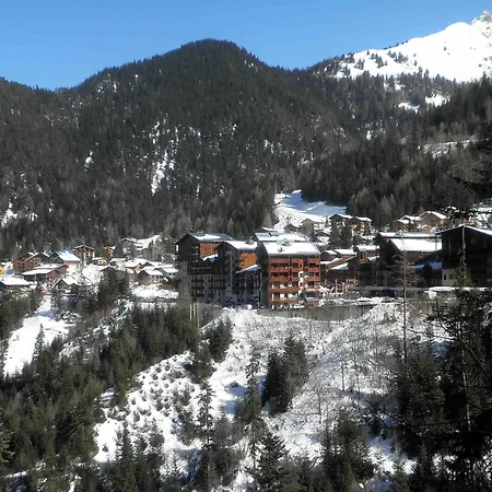 + à Valfréjus - 4 Pers, Balcon, Proche Remontées Et Commerces, Draps Inclus - Fr-1-561-7 *